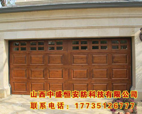 實(shí)木車(chē)庫門(mén)