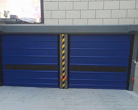 萬(wàn)科長(cháng)風(fēng)公館快速堆積門(mén)