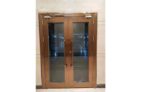 不銹鋼玻璃防火門(mén)